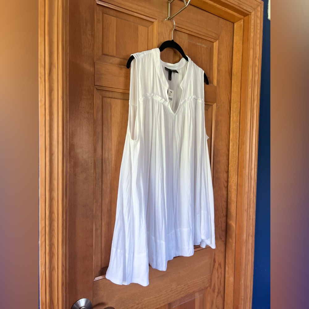 Lane Bryant White Tunic Sleeveless Blouse - Picture 4 of 4